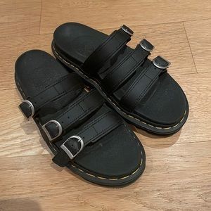 Dr.Marten Platform Sandals